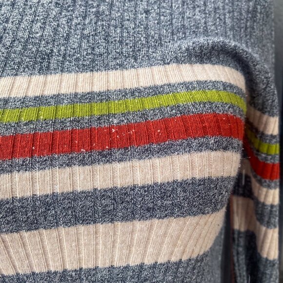 Y2K striped turtleneck - Picture 3 of 7